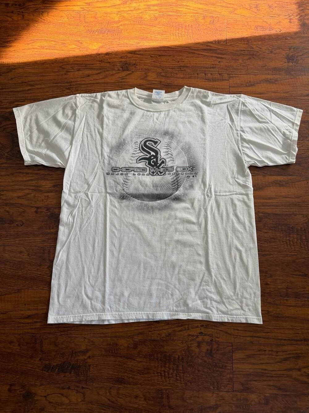 Majestic Chicago White Sox MLB Baseball Graphic T-Shirt White Size XL